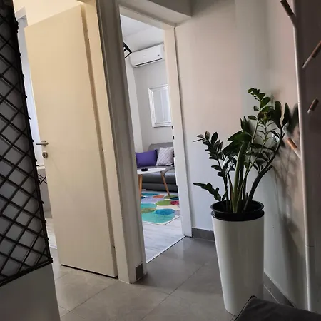 Apartament Haustor 1 *
